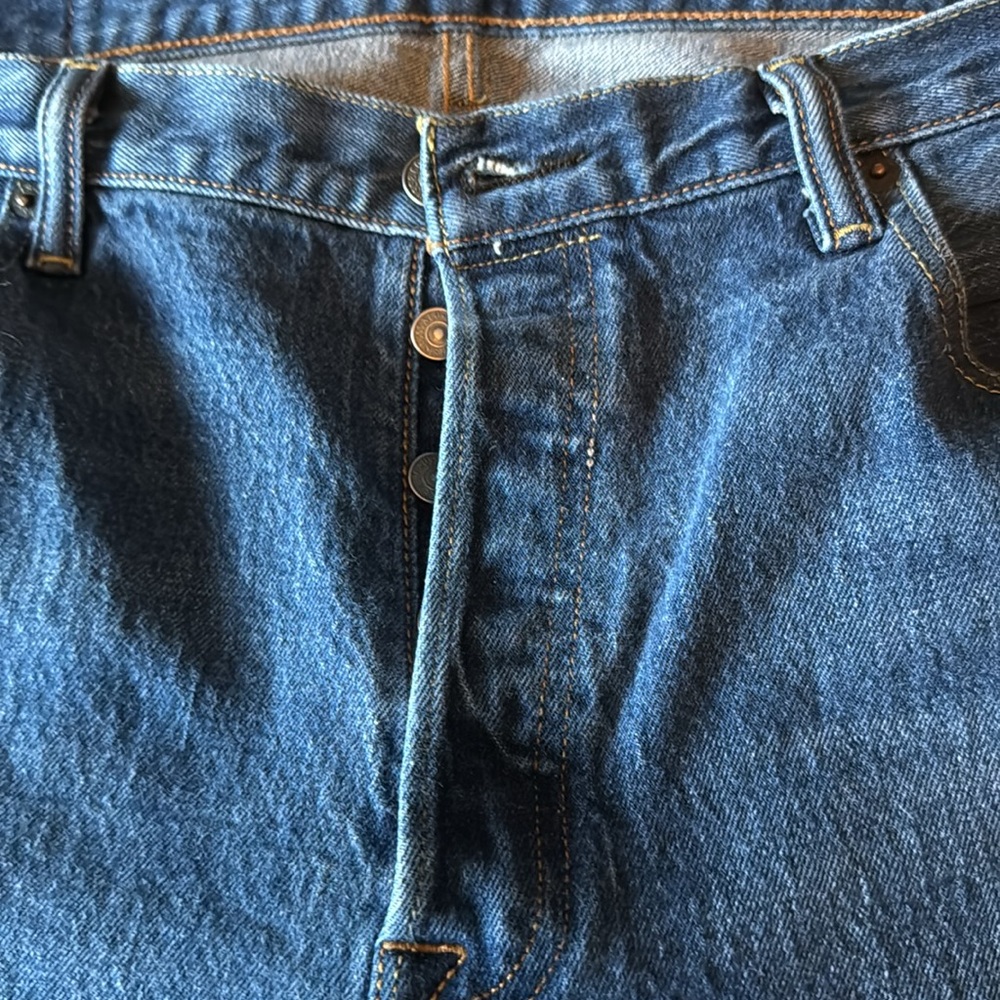 Levi's Men's Relaxed Jeans in Blue